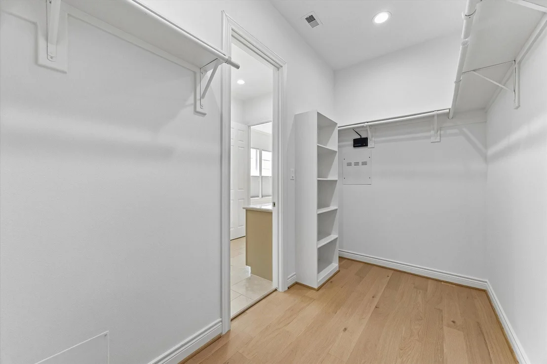 Photo of 2813 Clinton Drive