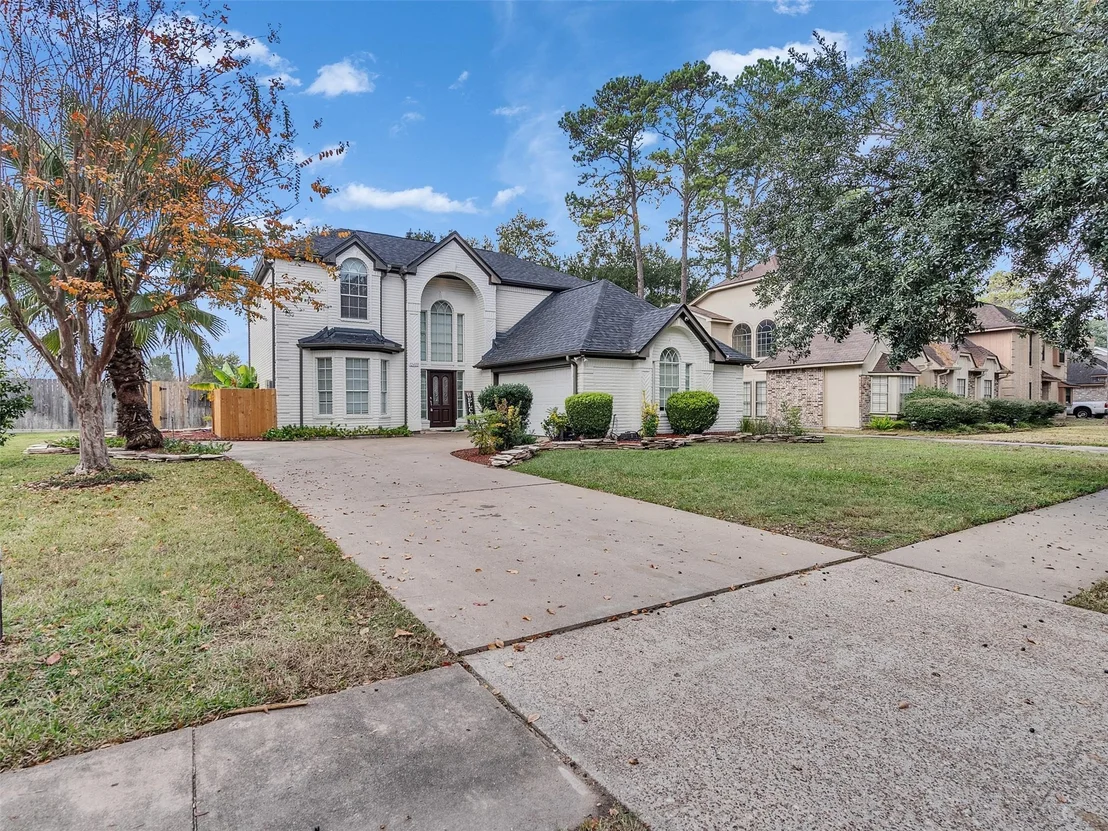 Photo of 12403 Millvan Drive