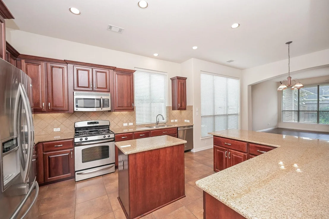Photo of 28115 Chalet Park Drive