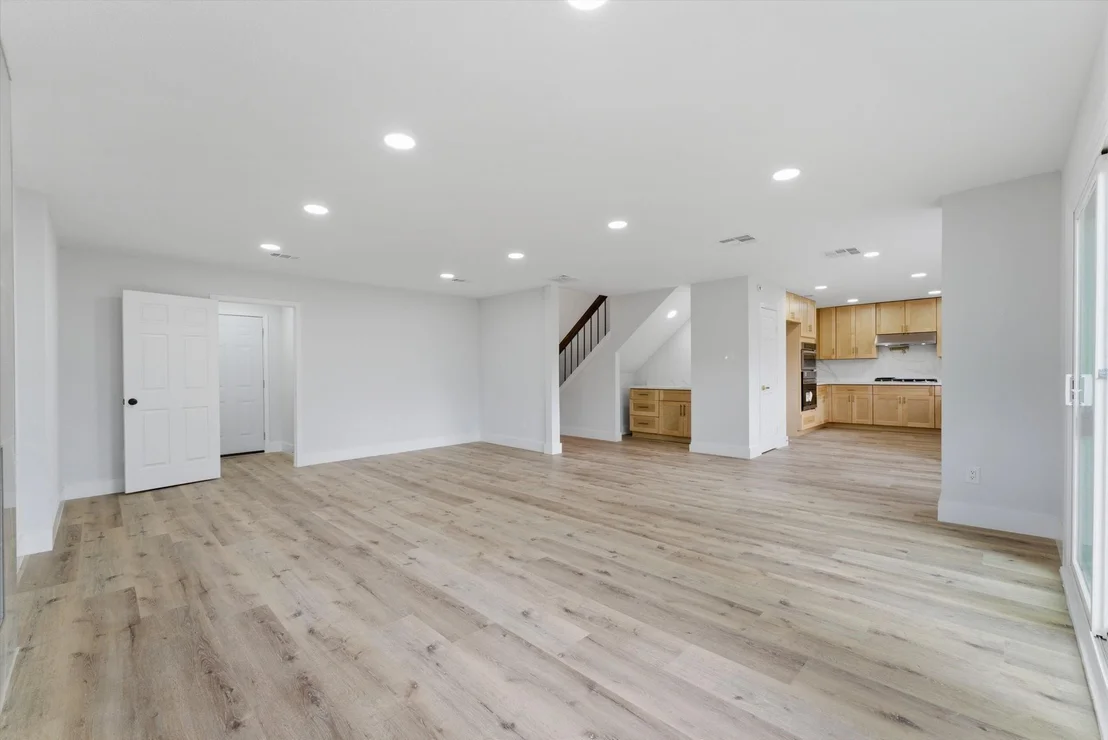 Photo of 4710 Whispering Falls Drive