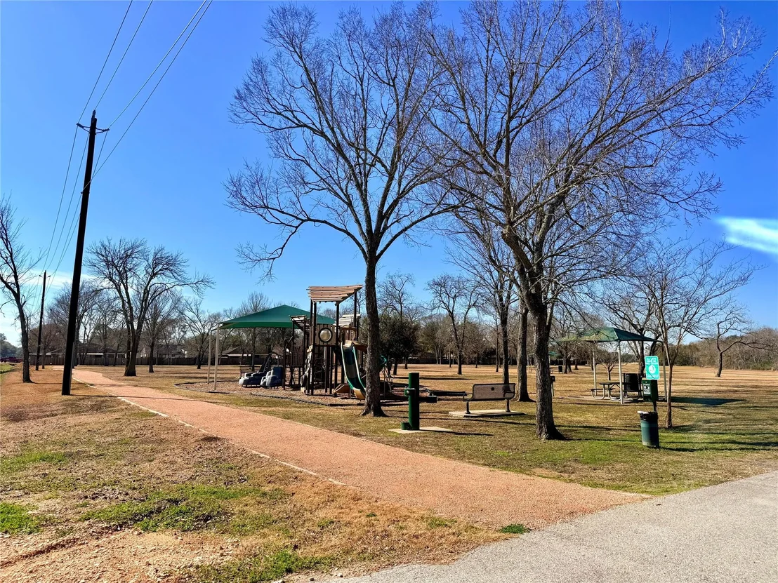 Photo of 2112 Rose Road
