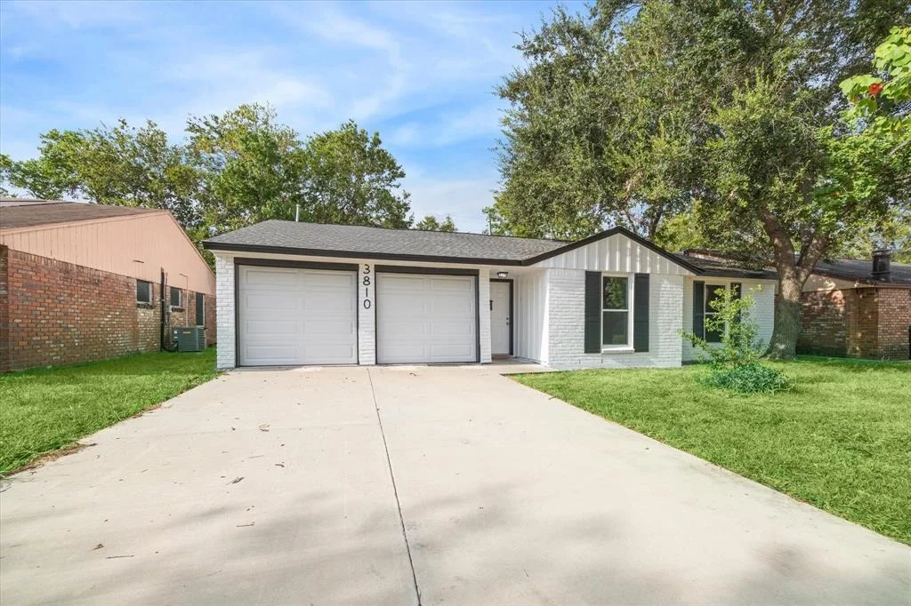 Photo of 3810 Grapevine Street