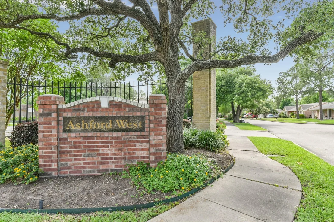 Photo of 12802 Westmere Drive