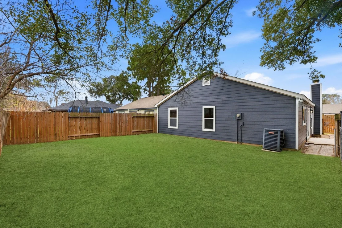 Photo of 7534 Shaddock Drive
