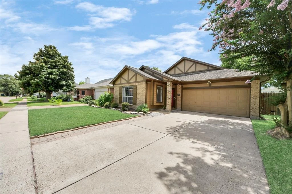 Photo of 320 N Ranch House Road
