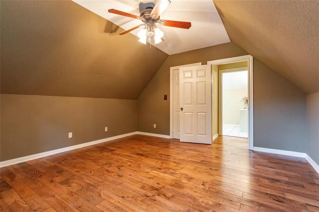 Photo of 2209 Oak Drive