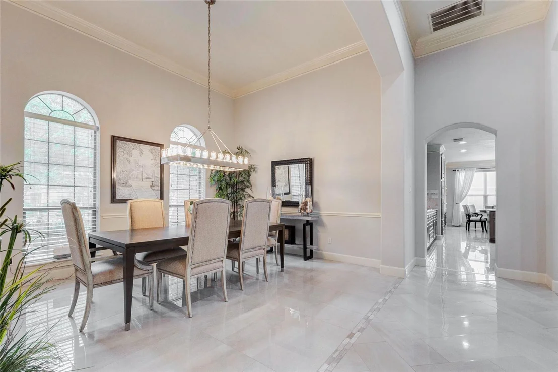Photo of 1110 Lake Grayson Drive