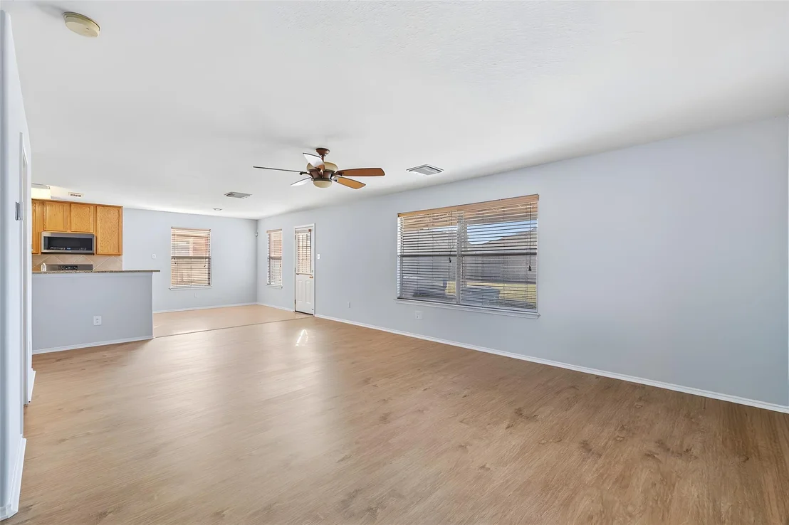 Photo of 606 Kiley Drive