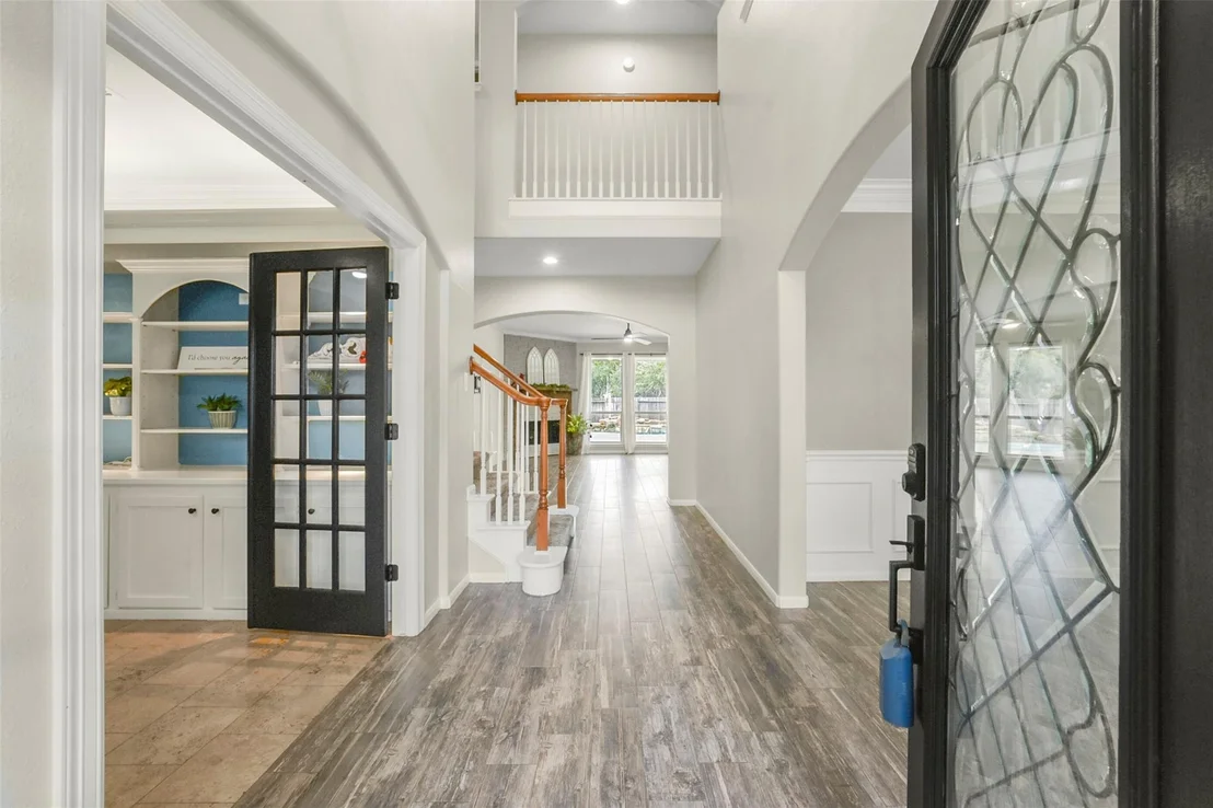 Photo of 15730 Lake Loop Drive