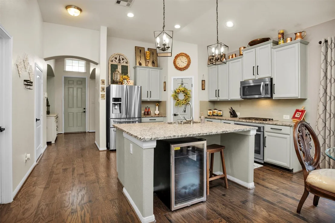 Photo of 7411 Lynnbrook Falls Lane