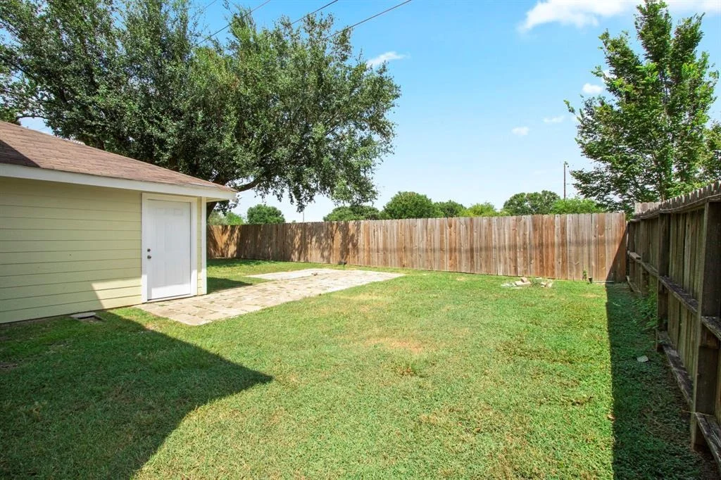 Photo of 8038 Split Pine Drive