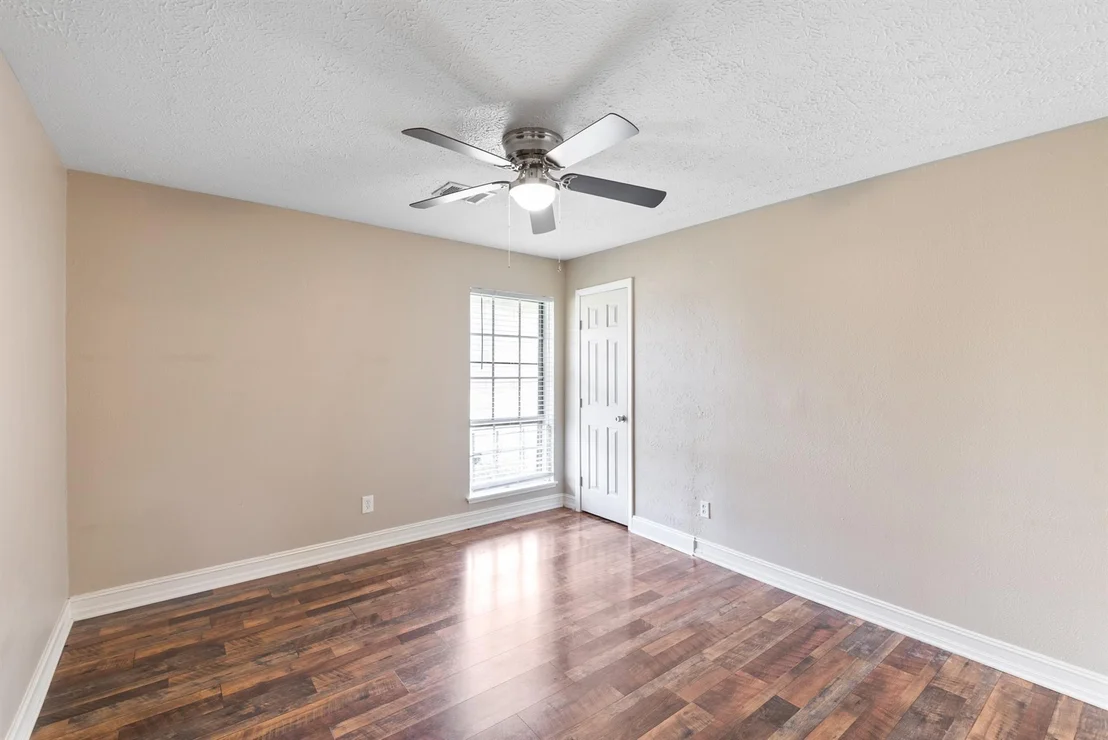 Photo of 4302 Marchant Road