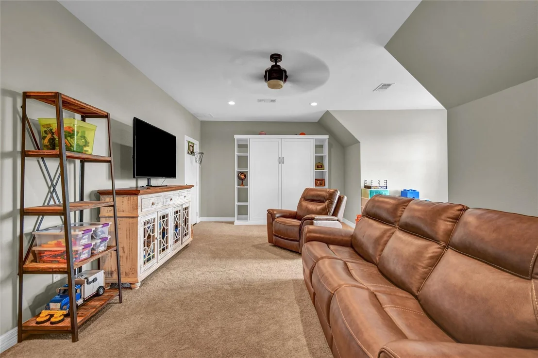 Photo of 1016 Shady Oaks Drive