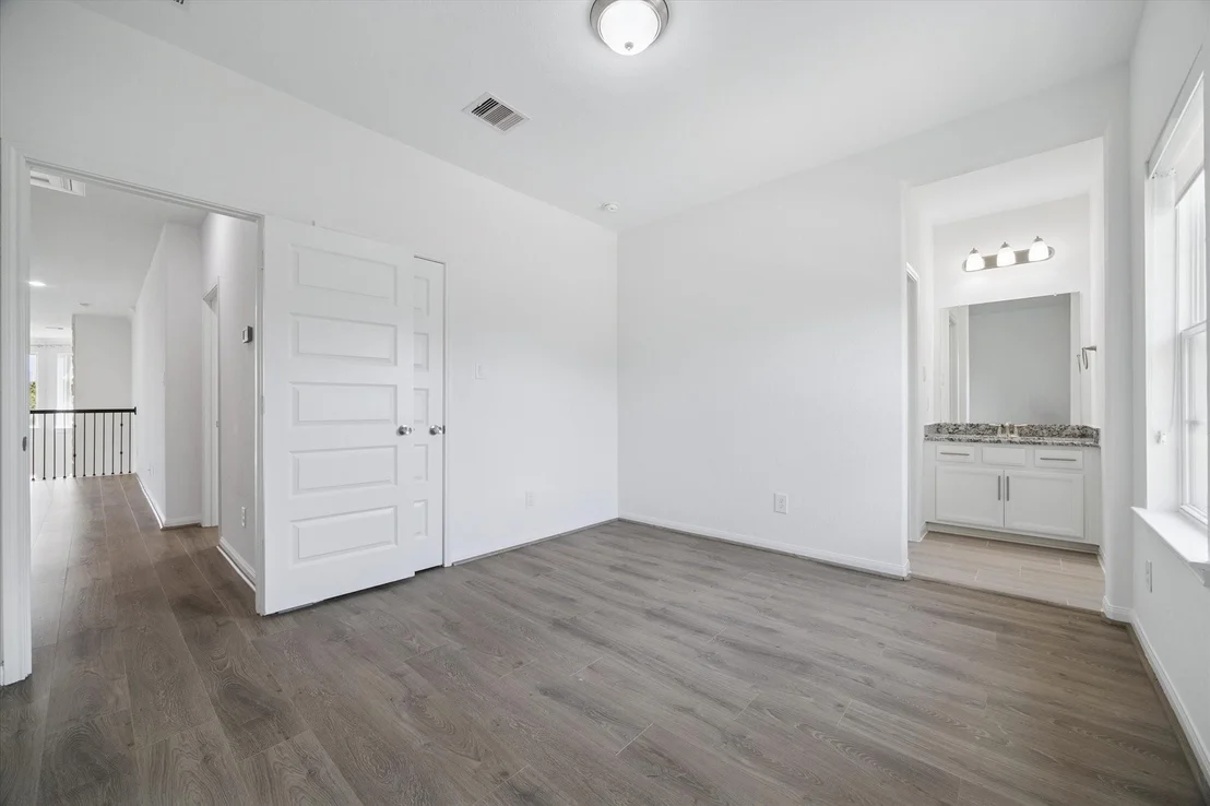 Photo of 38 Scepter Ridge
