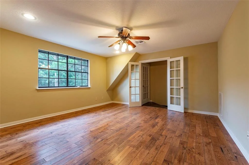 Photo of 2209 Oak Drive