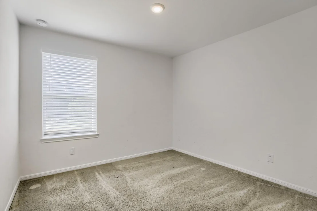 Photo of 21534 Austell Pond Drive