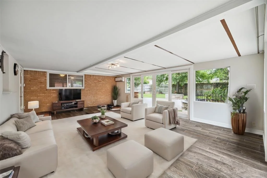 Photo of 10703 Riverview Drive