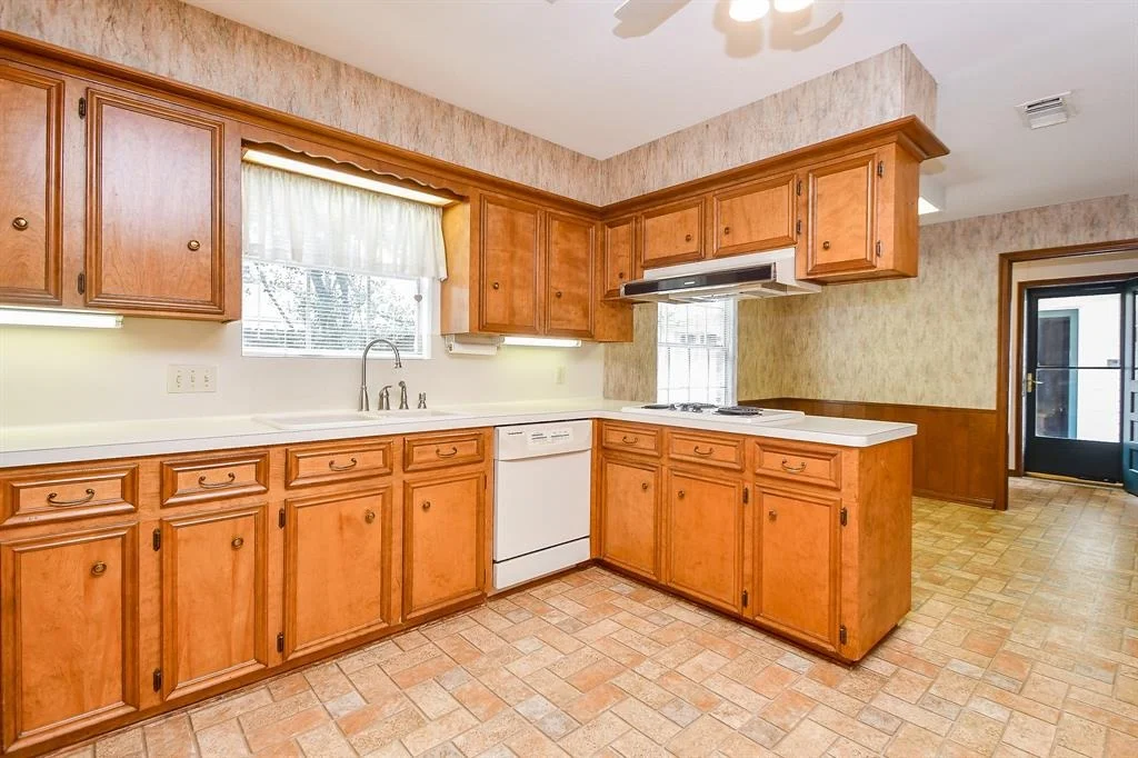 Photo of 14626 Carolcrest Drive