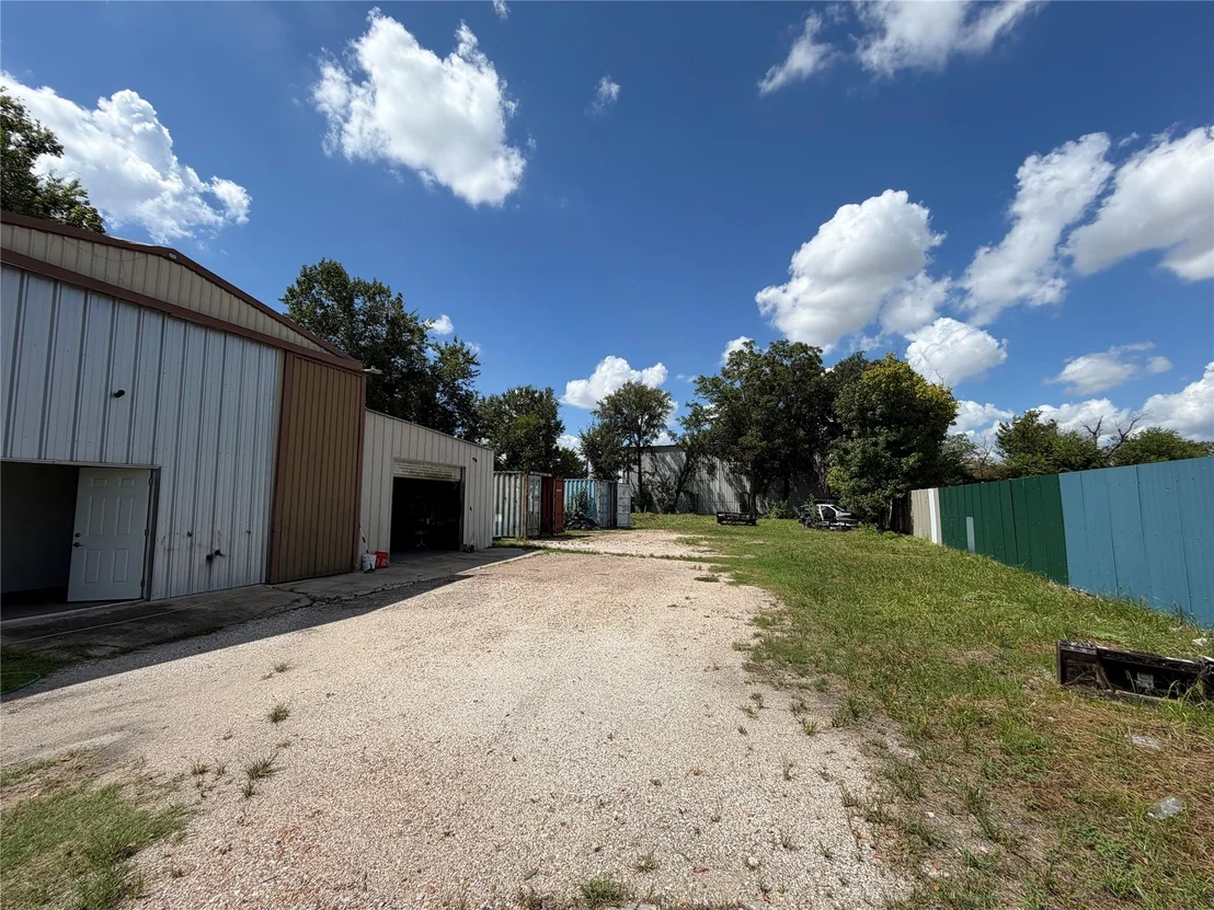 Photo of 13533 Luthe Road