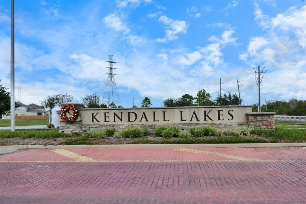 Photo of 402 Kendall Crest