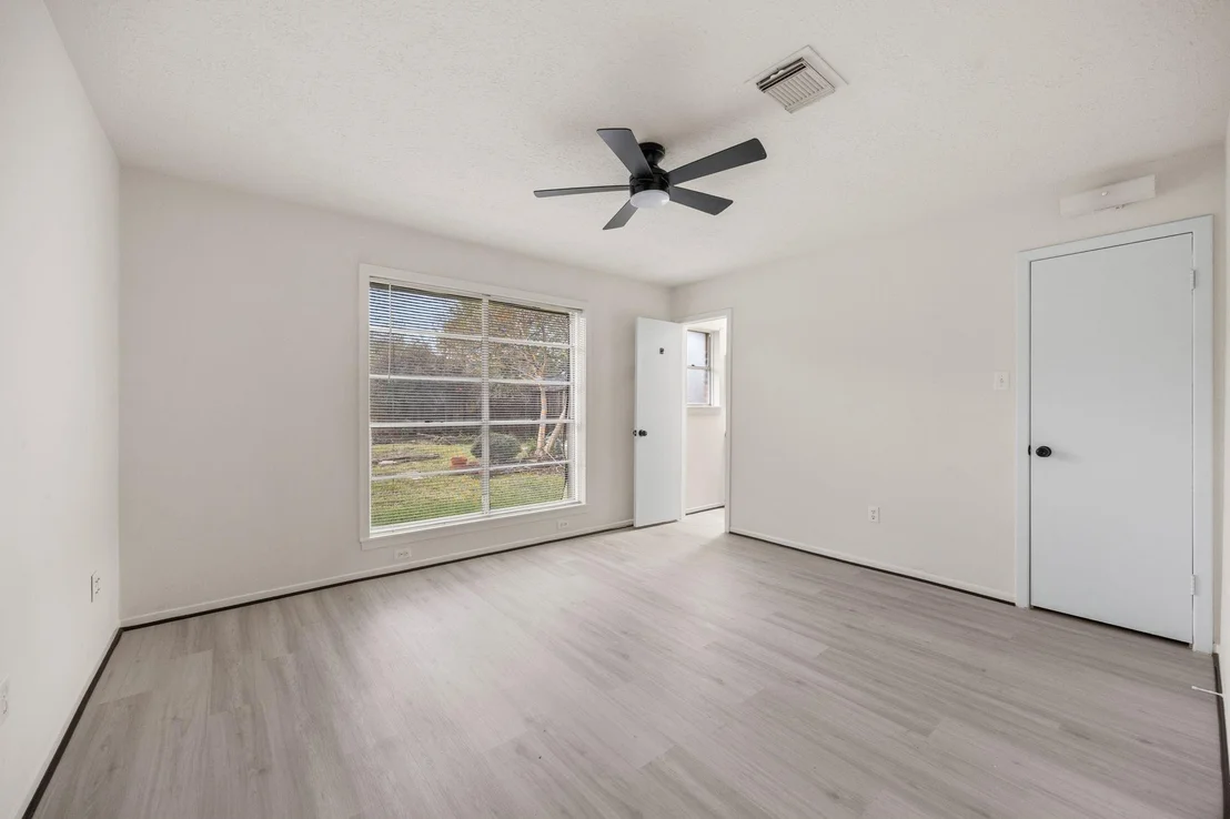 Photo of 12123 Plumpoint Drive