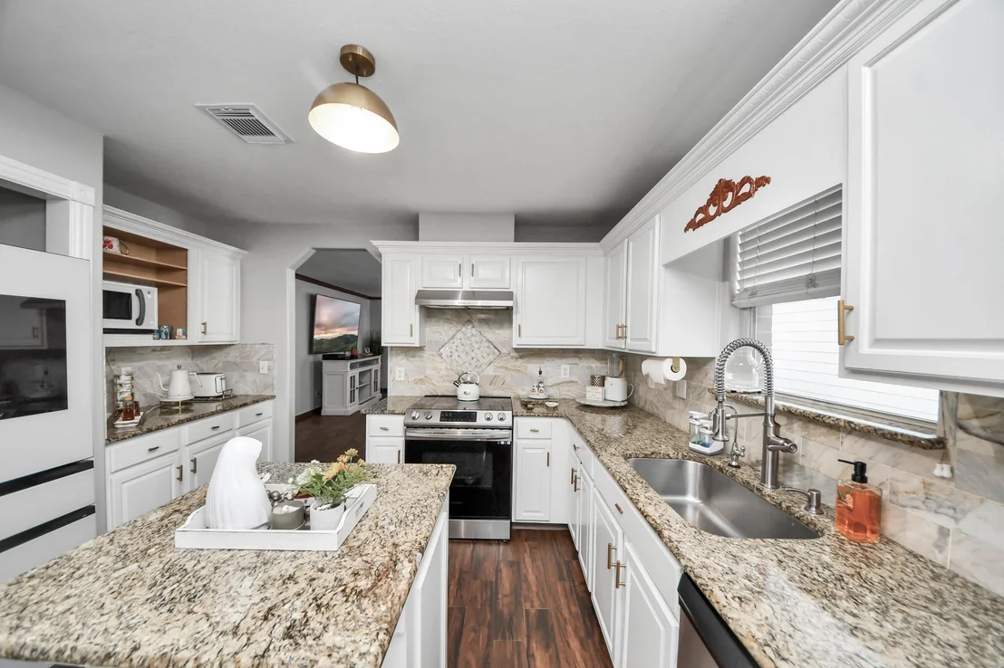 Photo of 21739 Stoney Bluff Lane