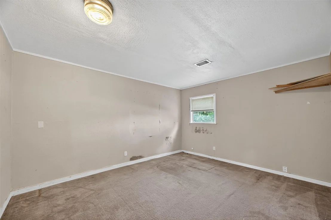 Photo of 605 Heather Gate Lane