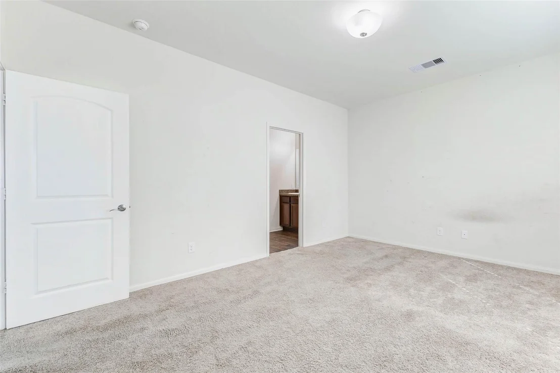 Photo of 2098 Saras Way