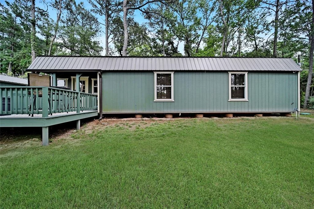 Photo of 8991 Mann Lane