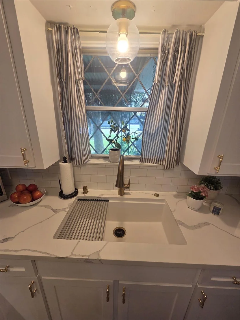 Photo of 3203 Washington Street