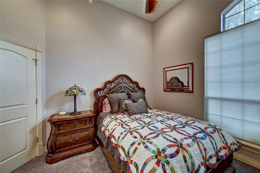 Photo of 9526 Deer Path Lane