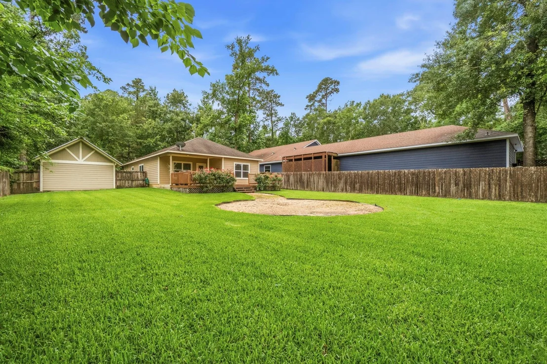 Photo of 418 Commanche Road