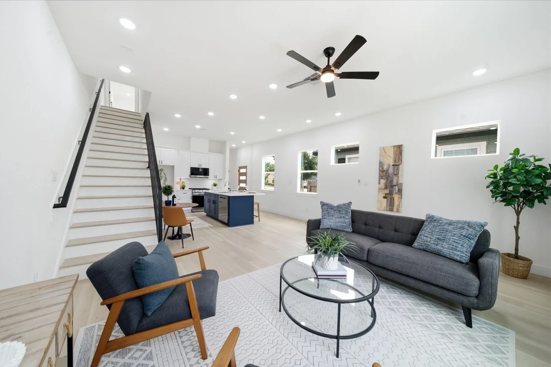 Photo of 2311 Creston Drive