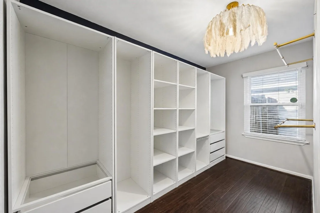 Photo of 2214 Saxon Drive