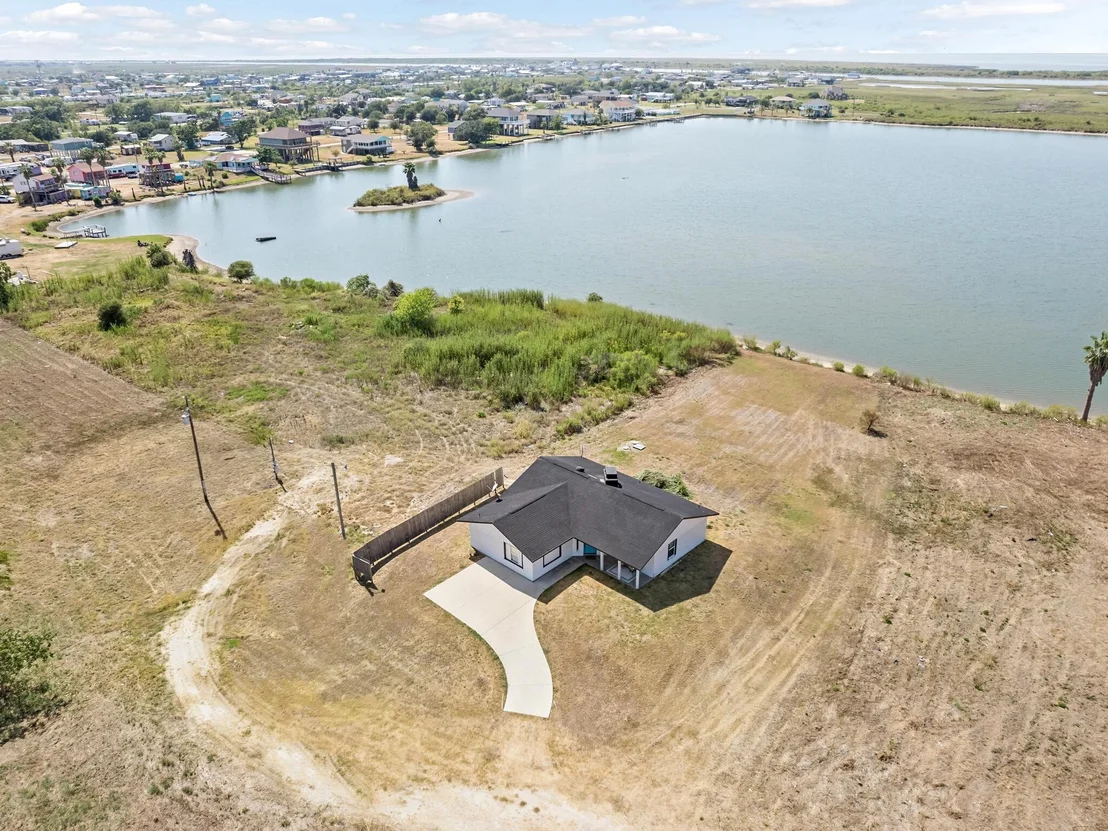 Photo of 2055 Hwy 87