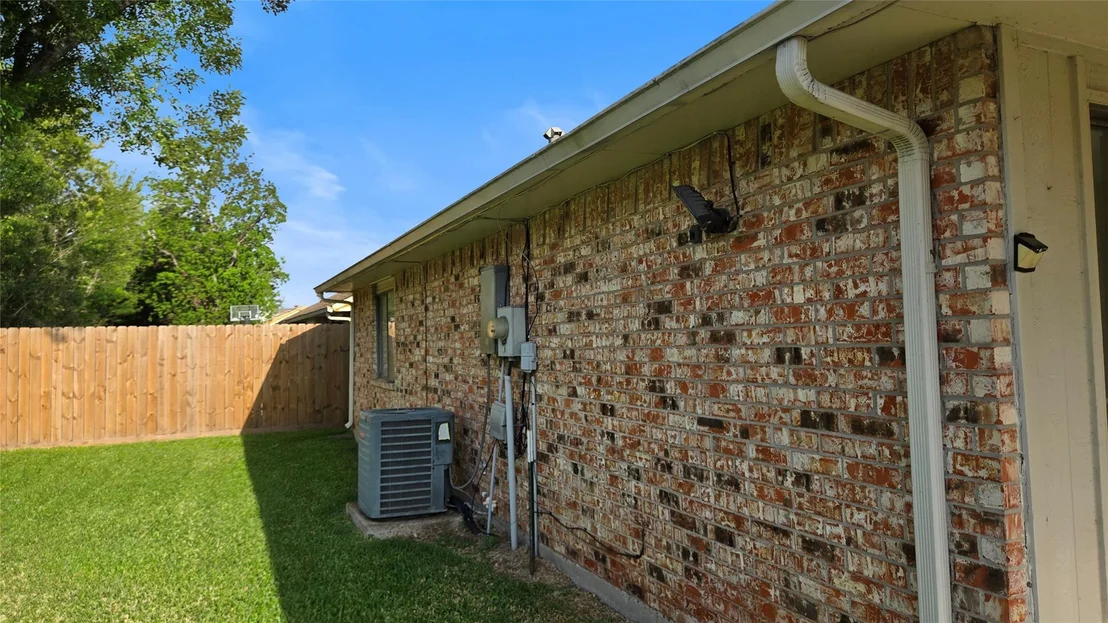 Photo of 6934 Tara Drive