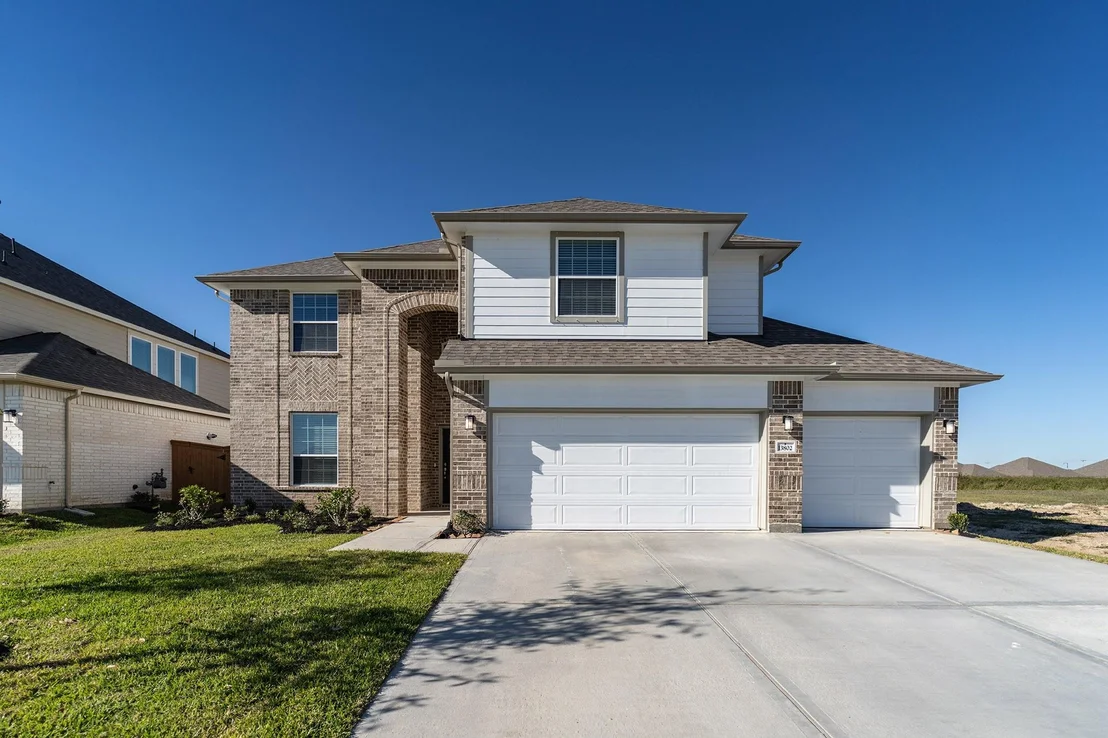 Photo of 13802 Broadmoor Bay