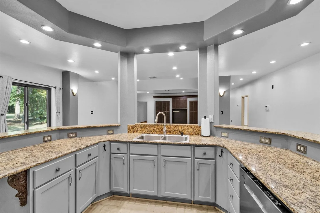 Photo of 17884 Nonesuch Road