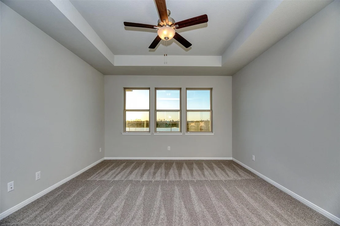 Photo of 21122 Sunlight Grove Drive