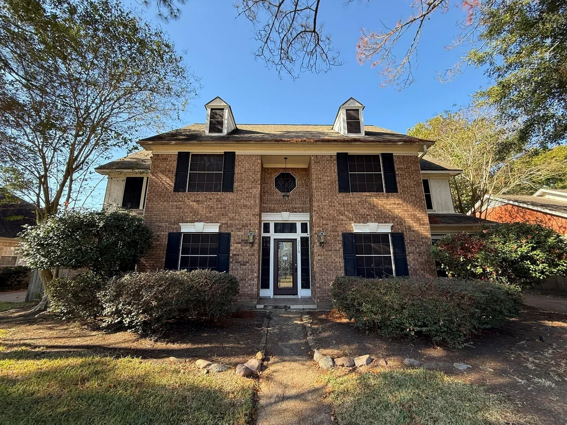 Photo of 2519 Fairwind Drive