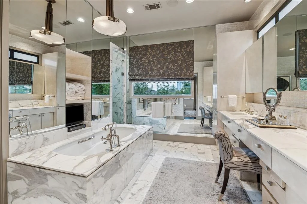 Photo of 2949 Chevy Chase Drive