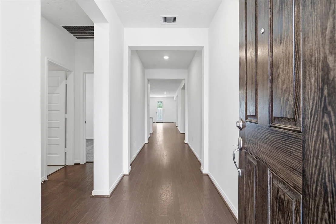 Photo of 4805 Seven Oaks Lane