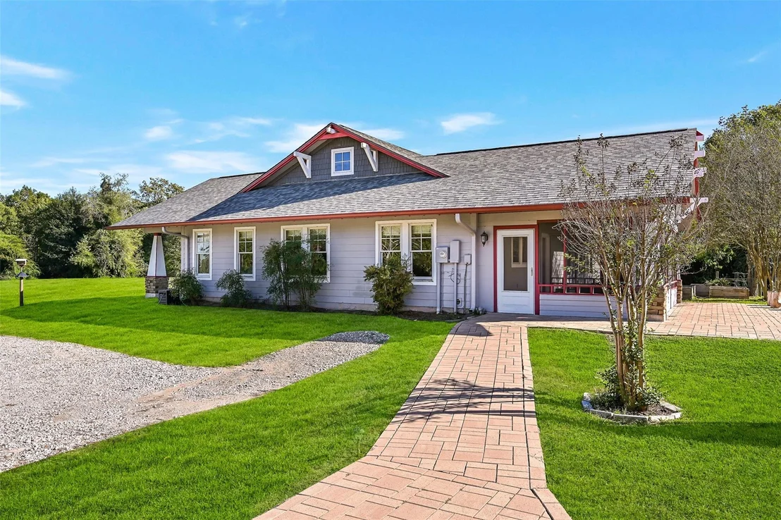 Photo of 3200 Fairway Drive