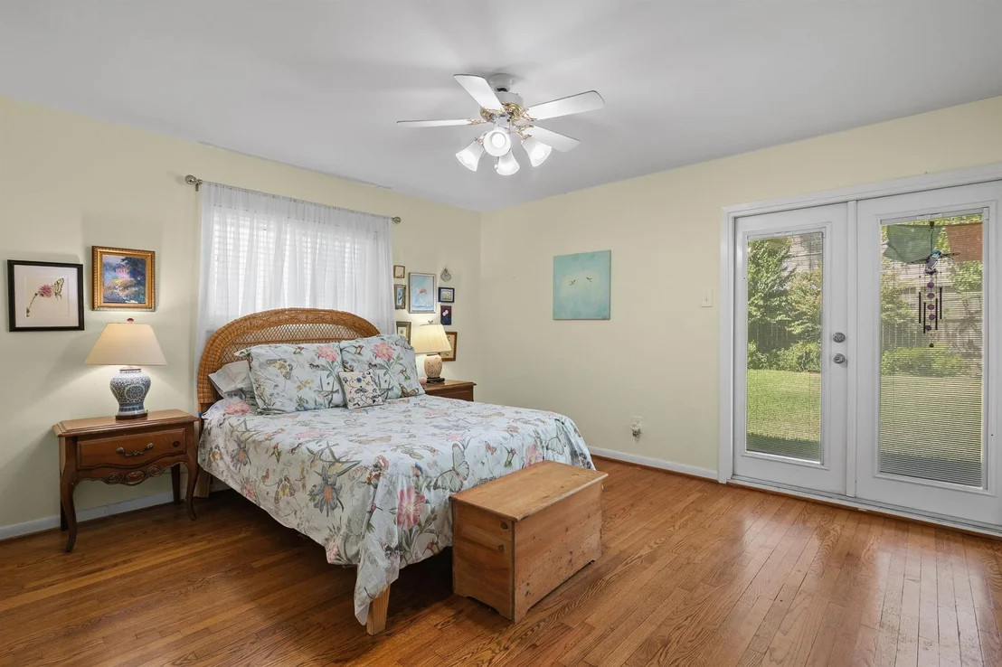 Photo of 1427 Adkins Road