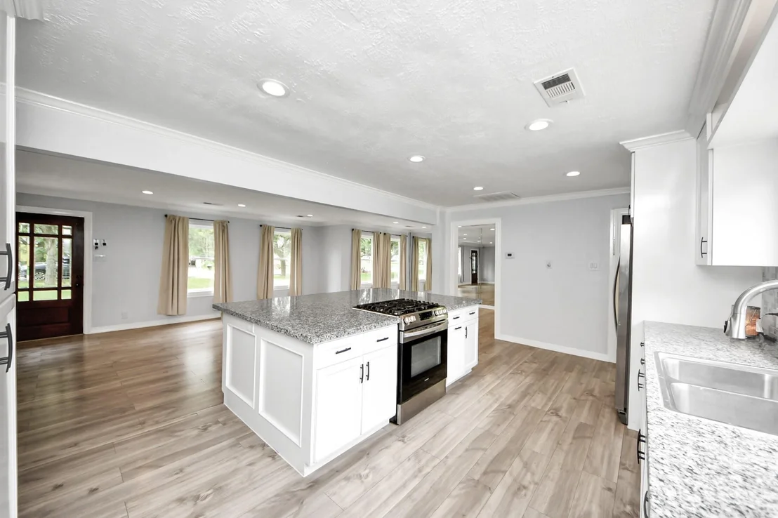 Photo of 7439 Santa Fe Drive
