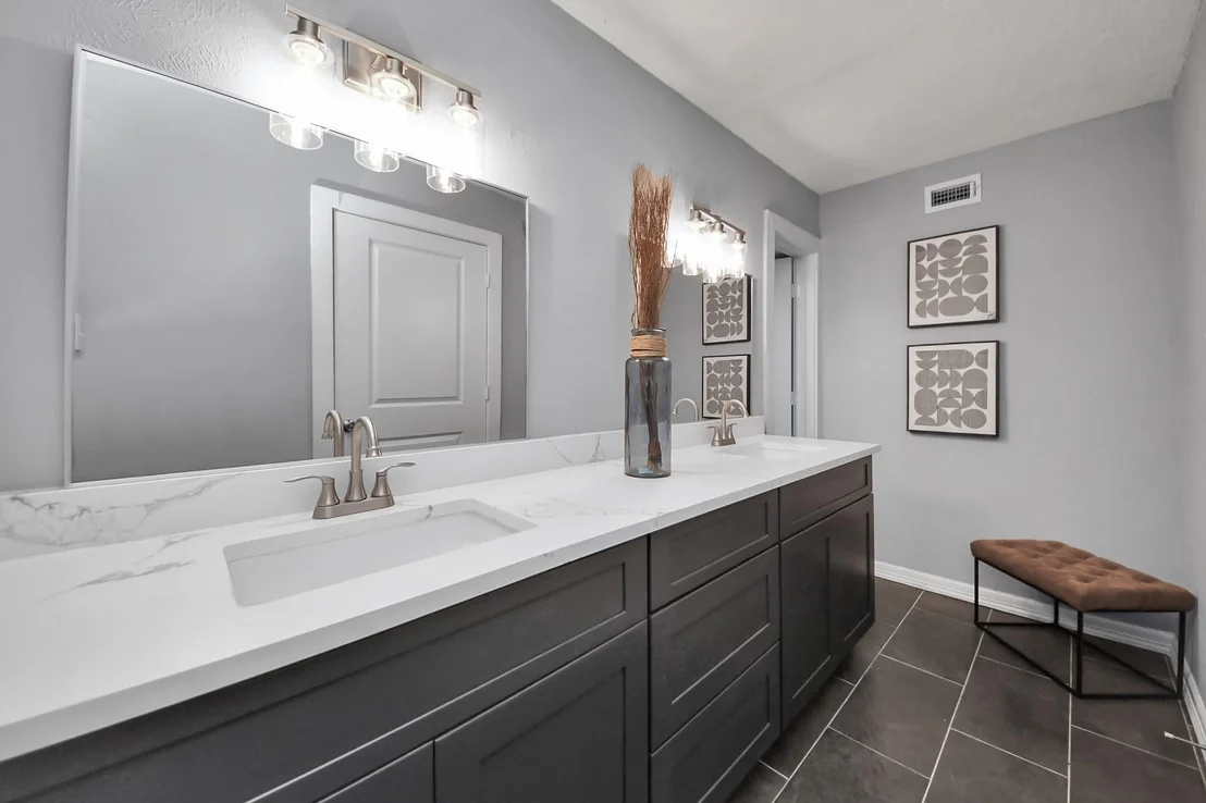 Photo of 16202 Bowridge Lane