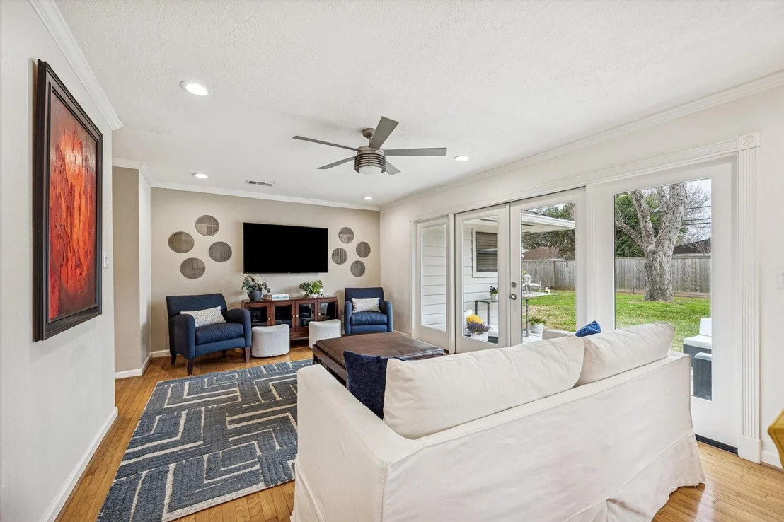 Photo of 4721 Kingfisher Drive
