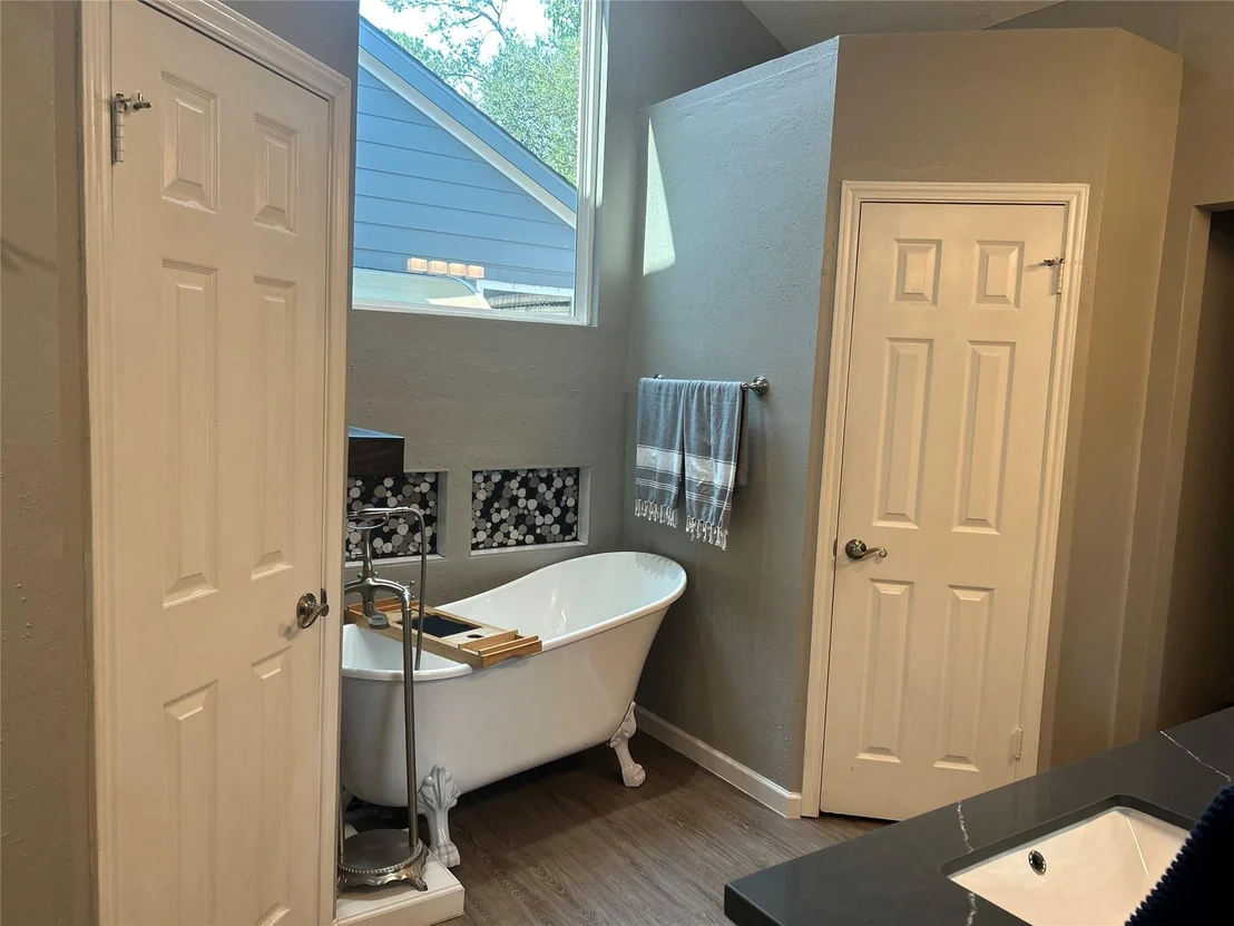 Photo of 1406 Rushworth Drive