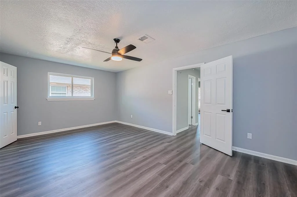 Photo of 25527 Fairbrook Lane