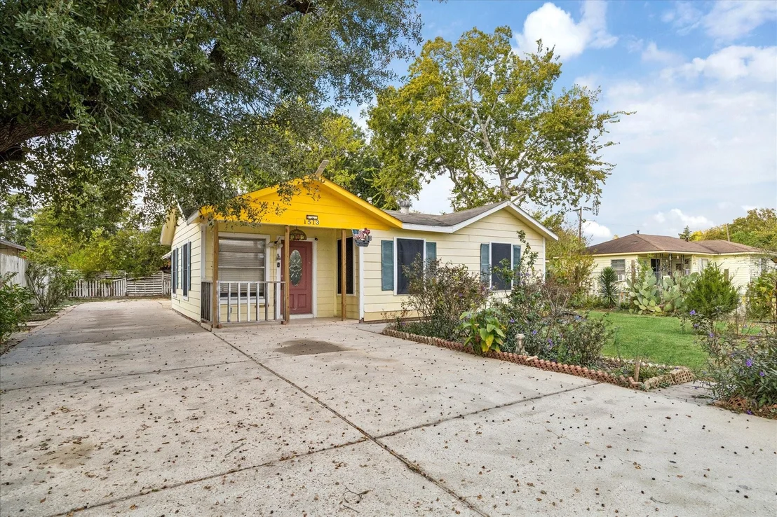 Photo of 1513 Thomas Avenue